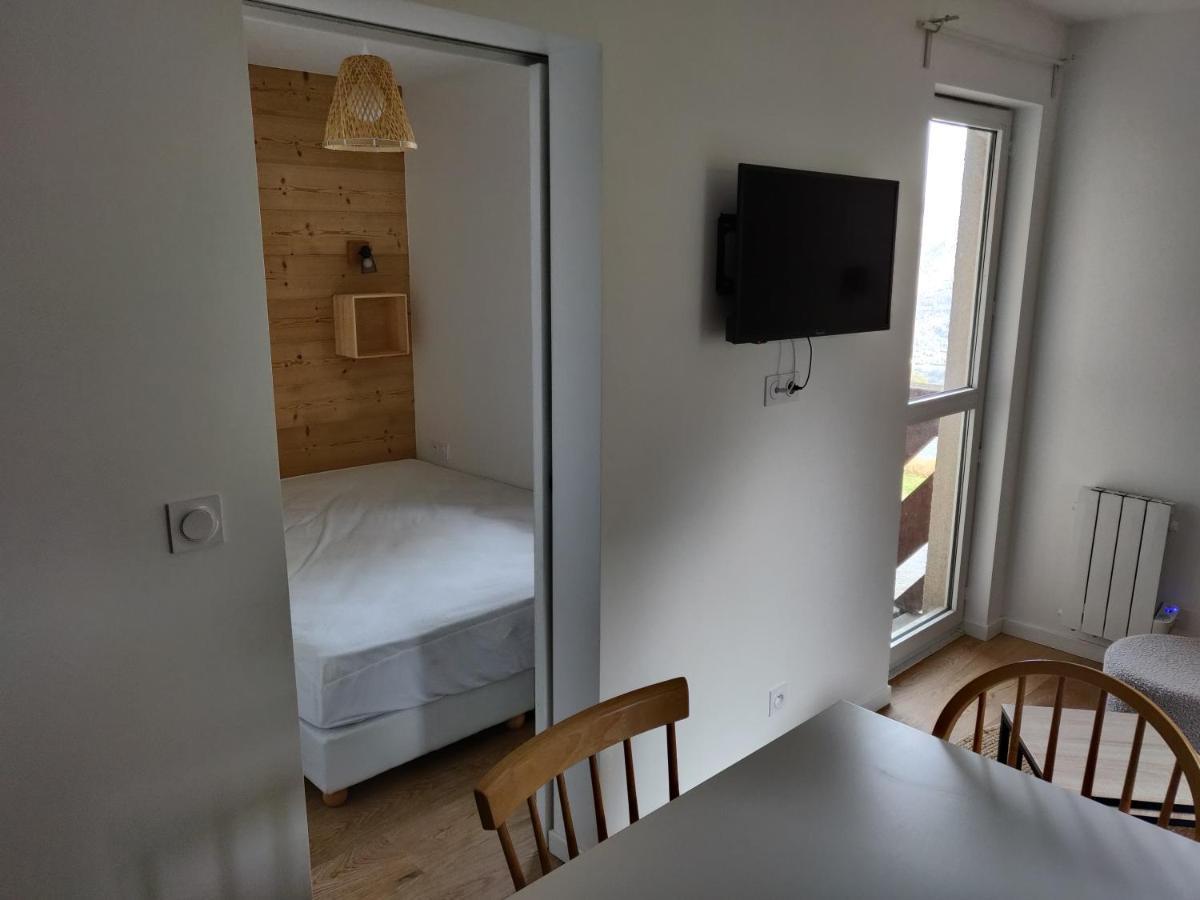 Génos Appartement Neuf 4-6 Pers. Aux Pieds Des Pistes מראה חיצוני תמונה